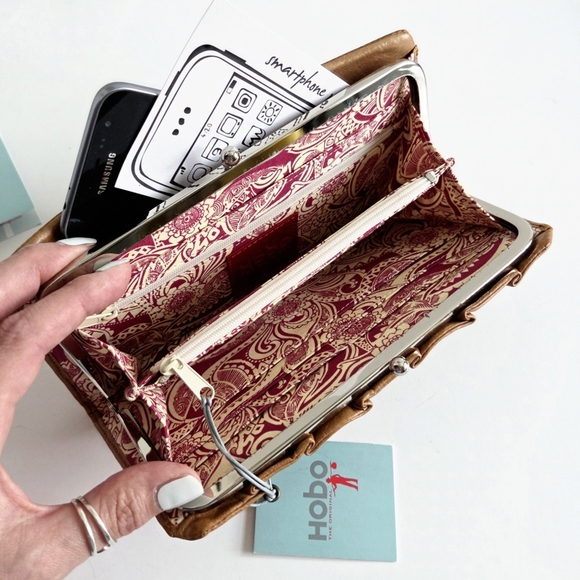 HOBO New Distressed Ruched Leather Tan/Brown Wallet Kisslock Clutch Phone Pocket - Picture 8 of 12